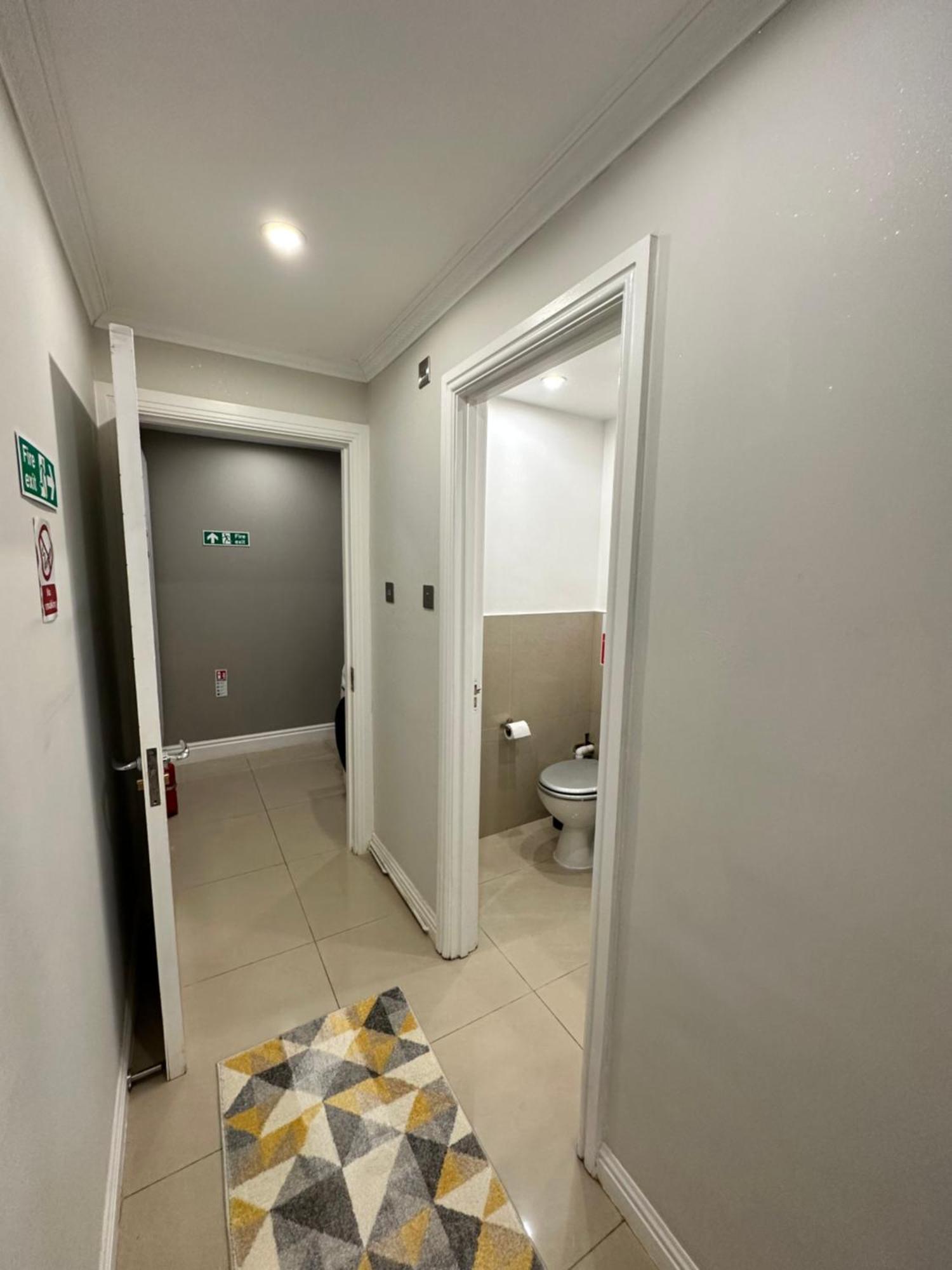 Luxury Studio Apartment Harrow on the Hill Exteriör bild