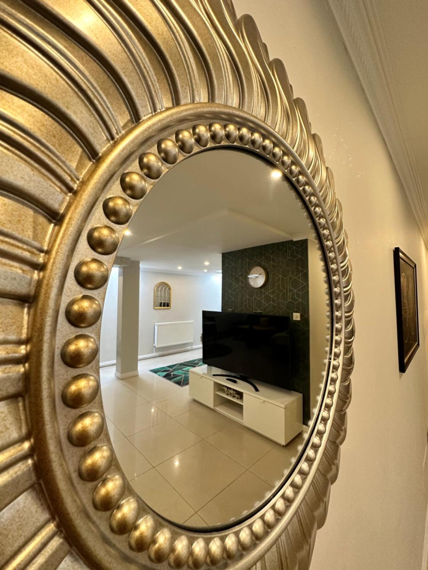 Luxury Studio Apartment Harrow on the Hill Exteriör bild